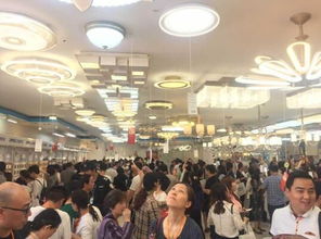 歐普照明千人工廠直購 創(chuàng)新式購物體驗引發(fā)消費狂潮