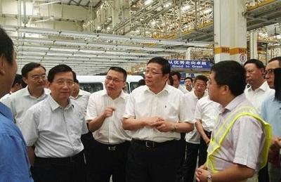 易往信息 以專(zhuān)業(yè)咨詢服務(wù)助力制造企業(yè)實(shí)現(xiàn)數(shù)字化轉(zhuǎn)型與騰飛